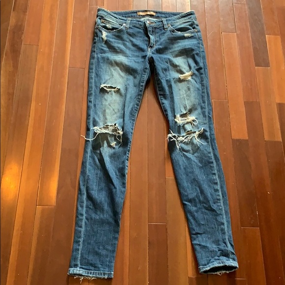 Joe's Jeans Denim - Women’s distressed Joe’s Jeans the Icon Skinny Jea